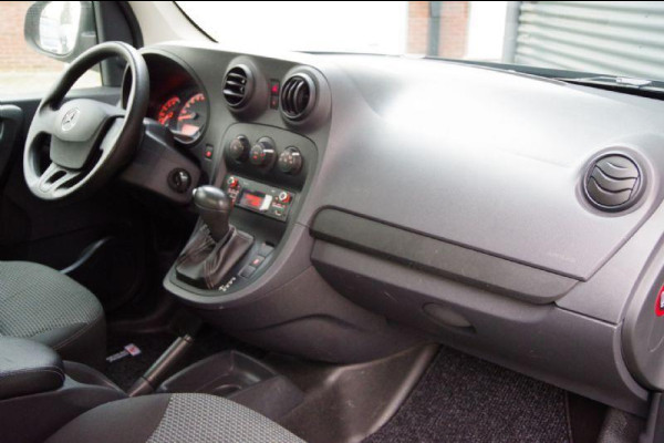 Mercedes-Benz Citan 112 AUT. BENZINE, STOELVERWARMING, AIRCO, PARKEERSENSOREN, BLUETOOTH