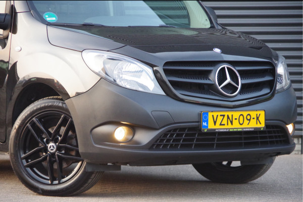 Mercedes-Benz Citan 112 AUT. BENZINE, STOELVERWARMING, AIRCO, PARKEERSENSOREN, BLUETOOTH