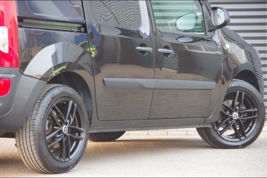 Mercedes-Benz Citan 112 AUT. BENZINE, STOELVERWARMING, AIRCO, PARKEERSENSOREN, BLUETOOTH