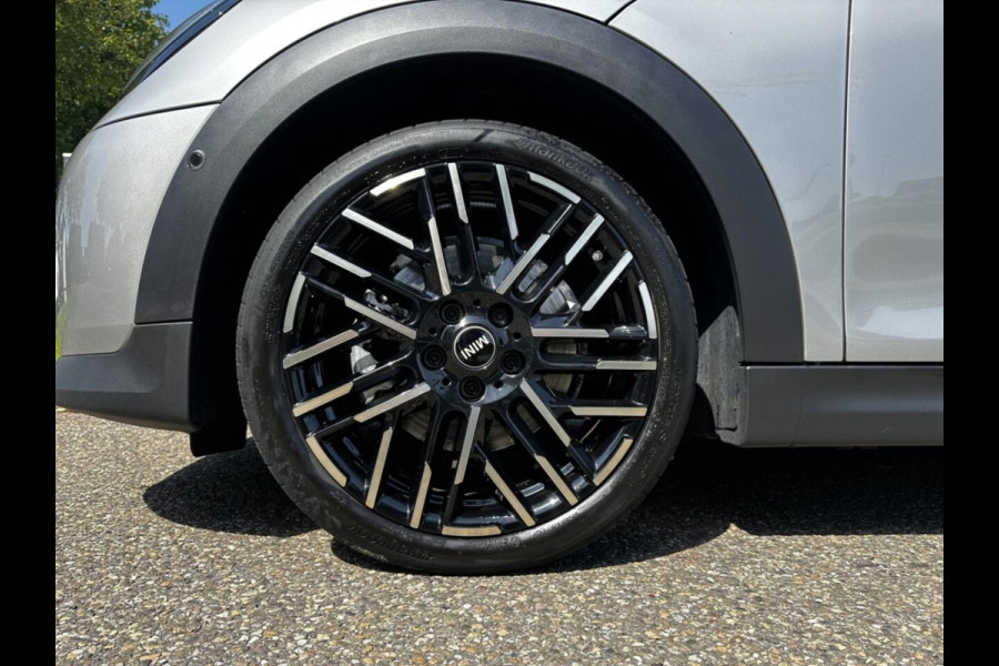 MINI 3-deurs 1.5 Cooper C Favoured M