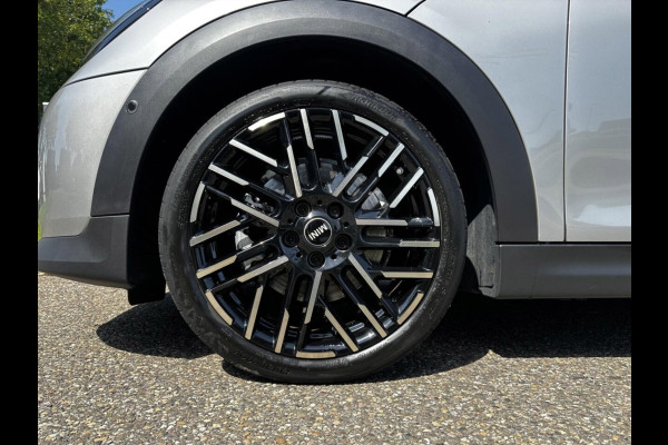 MINI 3-deurs 1.5 Cooper C Favoured M