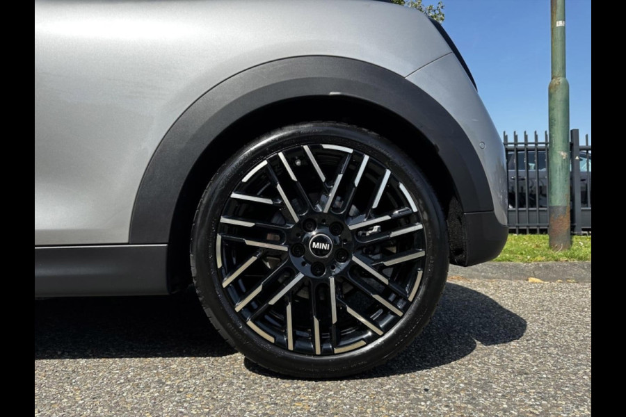 MINI 3-deurs 1.5 Cooper C Favoured M