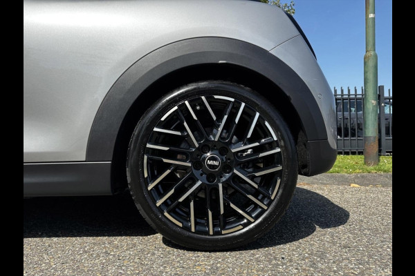 MINI 3-deurs 1.5 Cooper C Favoured M