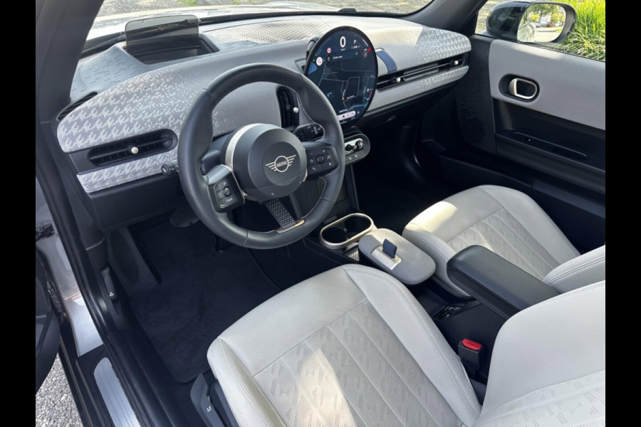 MINI 3-deurs 1.5 Cooper C Favoured M
