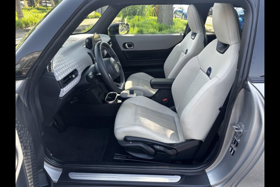 MINI 3-deurs 1.5 Cooper C Favoured M