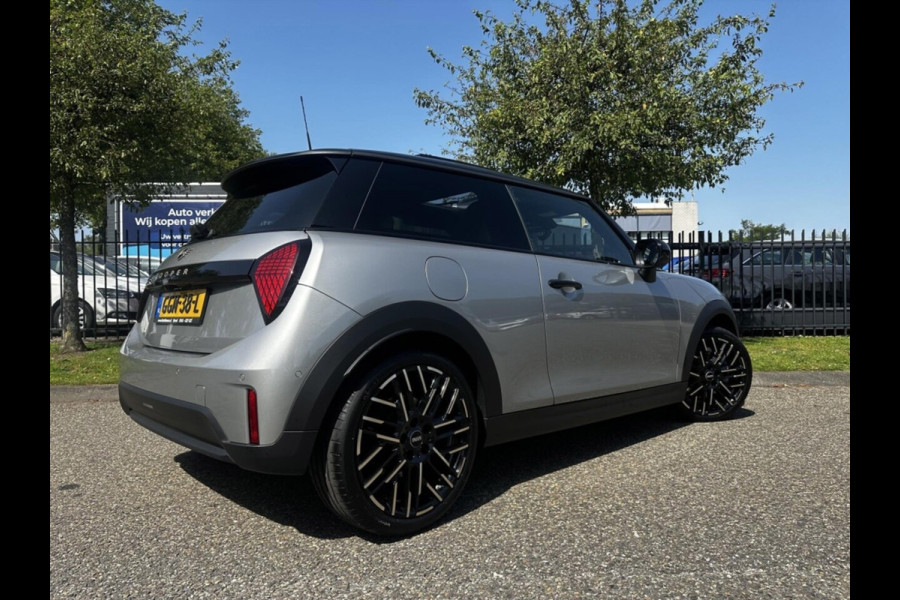 MINI 3-deurs 1.5 Cooper C Favoured M