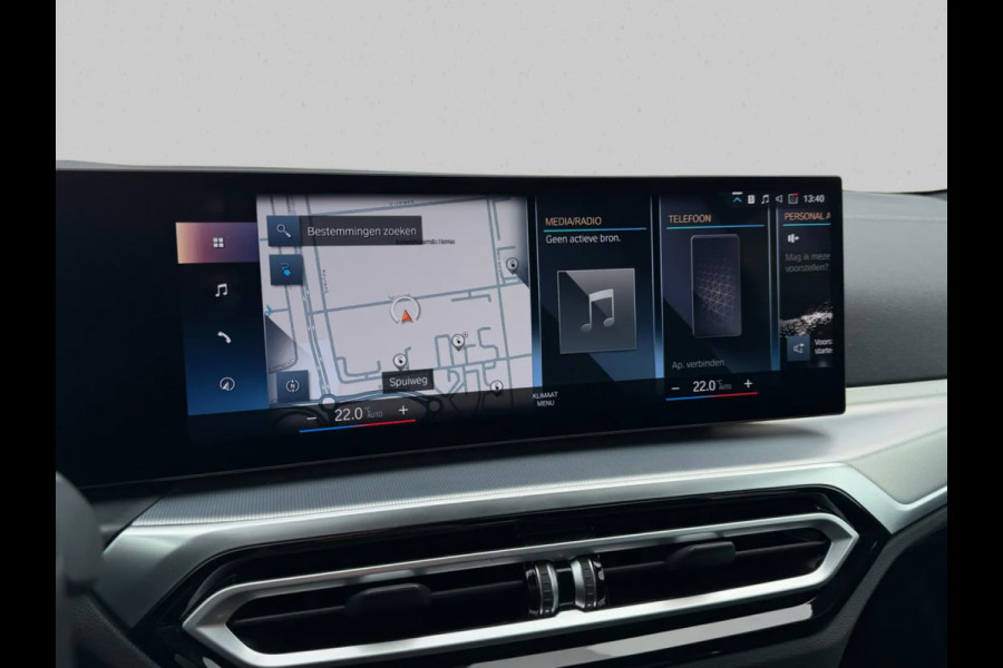 BMW i4 EDrive40 84 kWh M-sport 94% SOH (NL-auto,1e eig, Dealer OndH, Carplay, SfeerV, Trekhaak,Camera, Lane A, Active Cruise, Etc)
