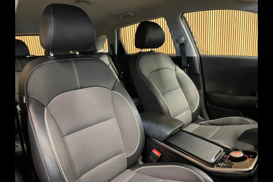 Kia e-Niro DynamicLine 39 kWh|3-FASE|100% SOH|ACC|AFN.TREKHAAK|CARPLAY|CAMERA|1/2 LEDER|1e EIGENAAR|INCL.BTW|NAVI|NAP|NL-AUTO|