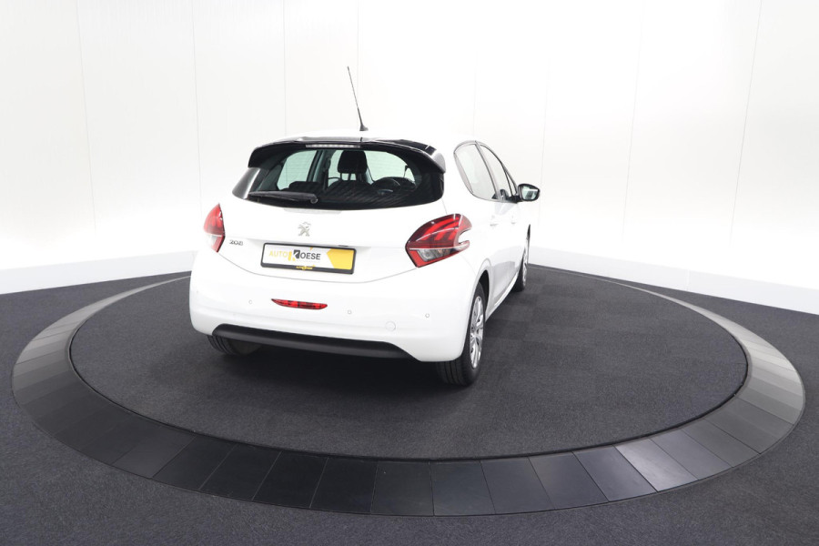 Peugeot 208 PureTech 82 Blue Lion | Apple Carplay | Parkeersensoren | Navigatie | 5 Deurs