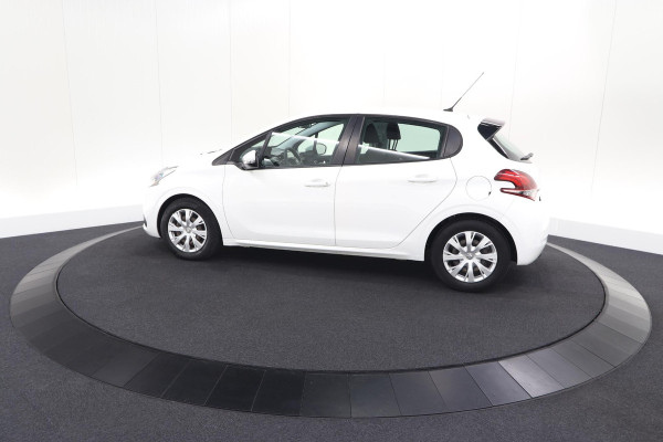 Peugeot 208 PureTech 82 Blue Lion | Apple Carplay | Parkeersensoren | Navigatie | 5 Deurs