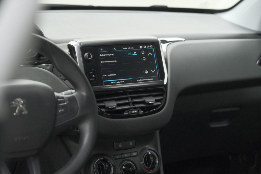 Peugeot 208 PureTech 82 Blue Lion | Apple Carplay | Parkeersensoren | Navigatie | 5 Deurs