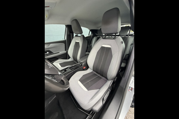 Opel Mokka-e Elegance (Camera - Automatische Airco - Navigatie via APP - LED - 17"incl 4S - Parkeersensoren - Keyless start)