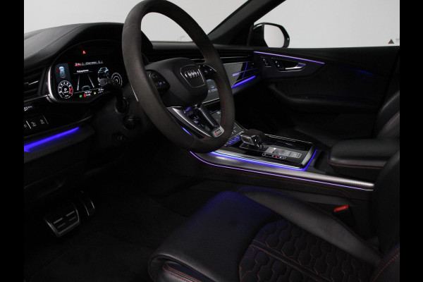 Audi Q8 4.0 TFSI RS Q8 Quattro 600pk! Panorama dak Navigatie B&O Akrapovic Electrische achterklep Stoelverwarming Stuurverwarming Stoelventilatie  Led Camera Climate Control Parkeer sensoren voor en achter Lichtmetalen Velgen