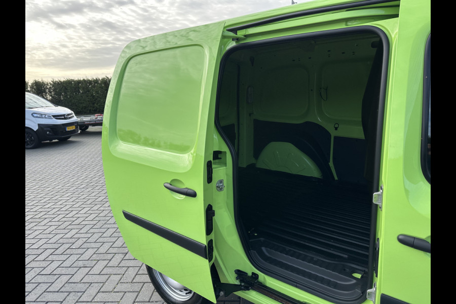 Renault Kangoo 1.5 Blue dCi E6 / L1H1 / 1e EIGENAAR / NETTE AUTO !! / AIRCO / CRUISE / NAVIGATIE