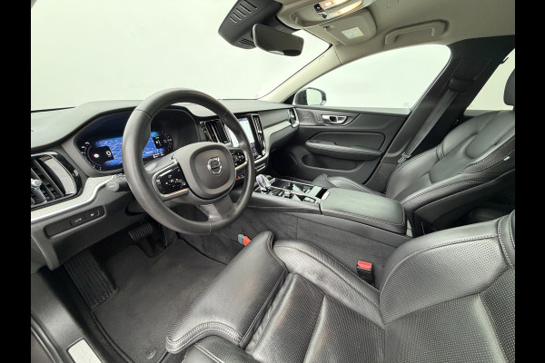 Volvo V60 2.0 T6 PHEV AWD Plus Dark Elek.Trekhaak HK Leer 360° Stoelverw+Ventilatie VOL!