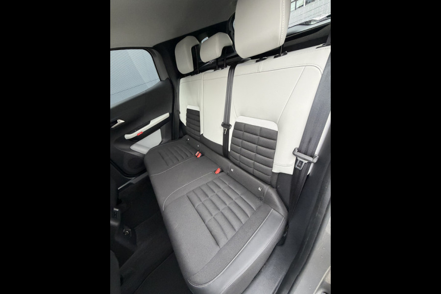 Citroën C3 Aircross 145pk Hybrid Max (Camera - Parkeersensoren V+A - LED - Navigatie - Automatische Airco - Dodehoek detectie - Apple Carplay)