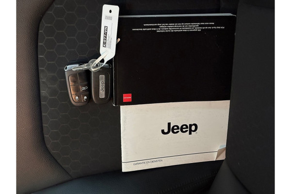 Jeep Compass 1.3T Night Eagle - Automaat - Navi - Climate - Trekhaak - Org.nl