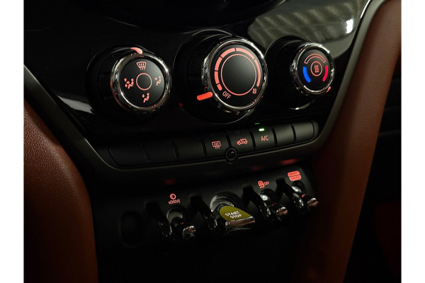 MINI Countryman 1.5 Cooper S E ALL4 - Navi - Leder - Parkeerhulp - Org.NL