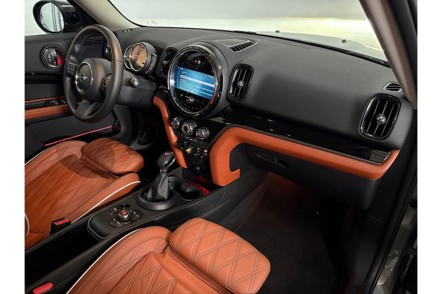 MINI Countryman 1.5 Cooper S E ALL4 - Navi - Leder - Parkeerhulp - Org.NL