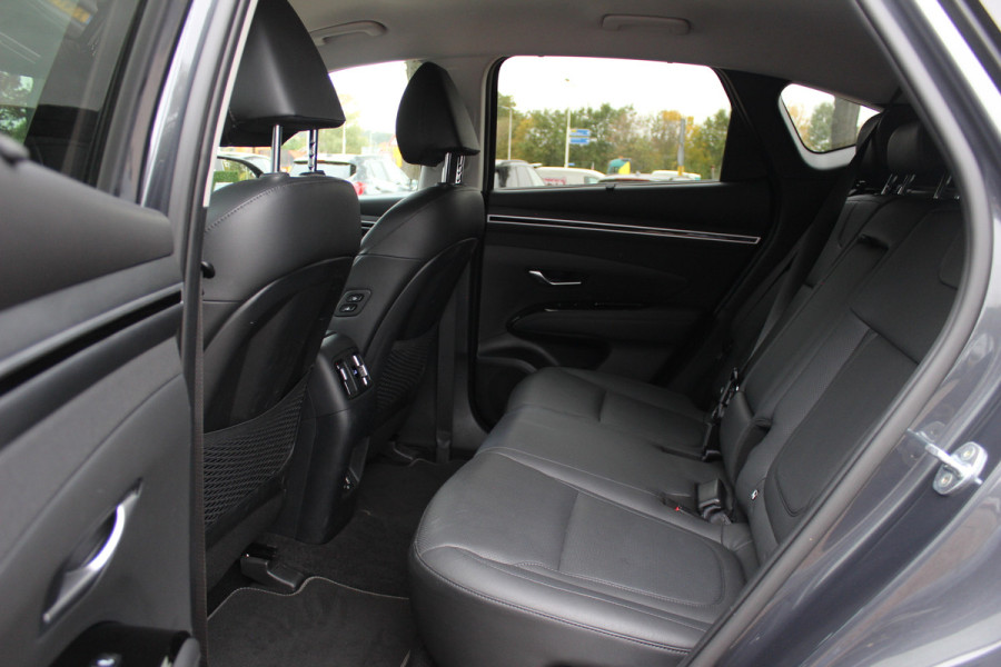 Hyundai Tucson 1.6 T-GDI PHEV Premium 4WD / Trekhaak / 360Camera / Leder / Keyless / 19'' / Stoelventilatie+Verwarming / Dodehoek / DAB / ACC / Stuurverwarming