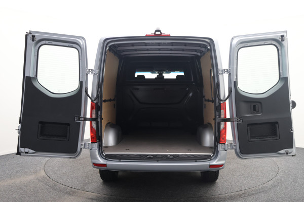 Mercedes-Benz Sprinter 317 CDI Aut. L2H1 DC 5-zits 2x Schuifdeur, Apple Carplay, Camera, Cruise, Airco, Rijstrooksensor, Sidesteps, 18''