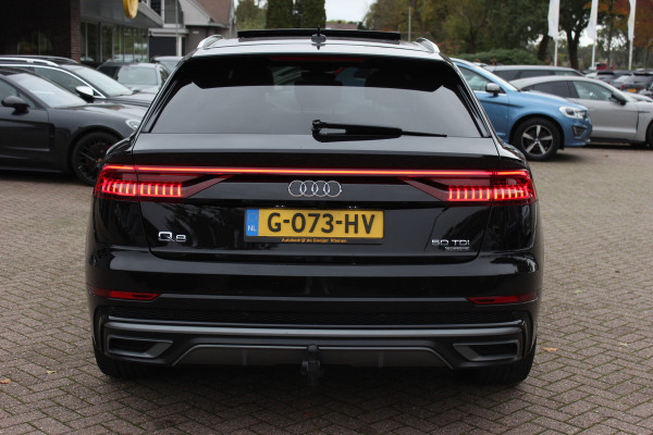 Audi Q8 50 TDI quattro Pro Line S / Trekhaak / Panoramadak / Camera / Softclose / Intr.voorverwarming / 21'' / Luchtvering / Leder / CarPlay / Bose / Dodehoek / DAB / ACC / Stoelverwarming