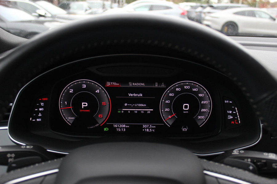 Audi Q8 50 TDI quattro Pro Line S / Trekhaak / Panoramadak / Camera / Softclose / Intr.voorverwarming / 21'' / Luchtvering / Leder / CarPlay / Bose / Dodehoek / DAB / ACC / Stoelverwarming