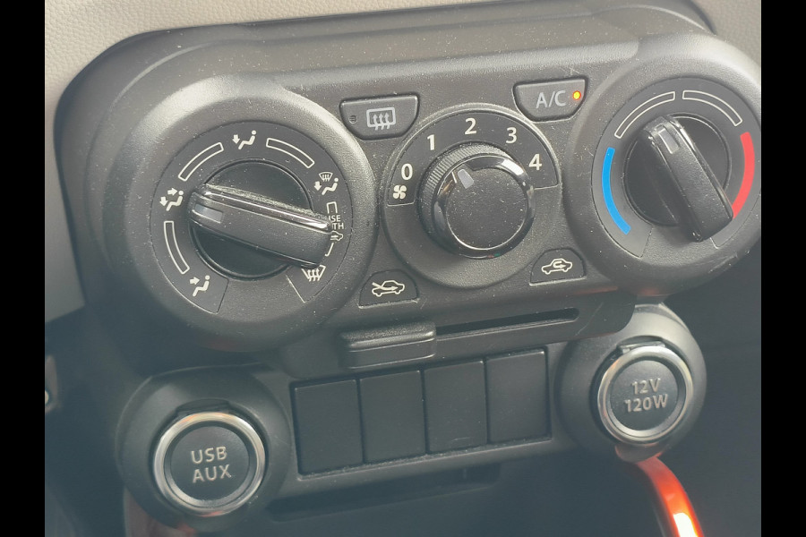 Suzuki Ignis 1.2 Smart Hybrid Select + trekhaak + navigatie Rijklaar “Sinds 1970 | 5.000+ reviews | Score 9,5 | Service zoals ’t hoort” Henk Jongen Auto's in Helmond,  al 50 jaar service zoals 't hoort!