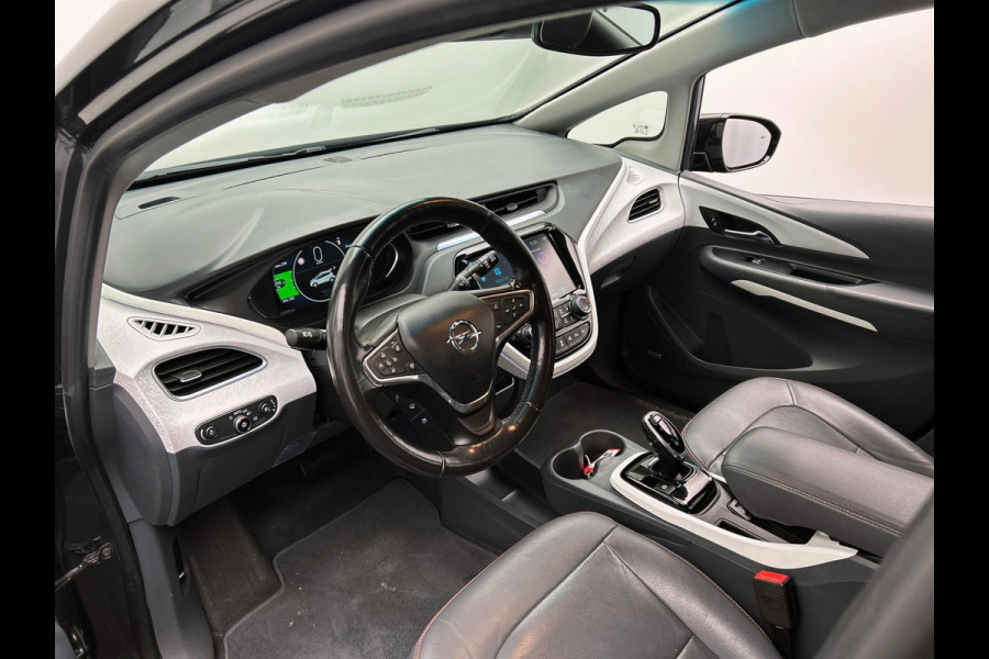 Opel Ampera-E Business executive 60 kWh | Origineel Nederlands | Carplay | Leder | Camera | Stoel/Stuurwielverwarming |