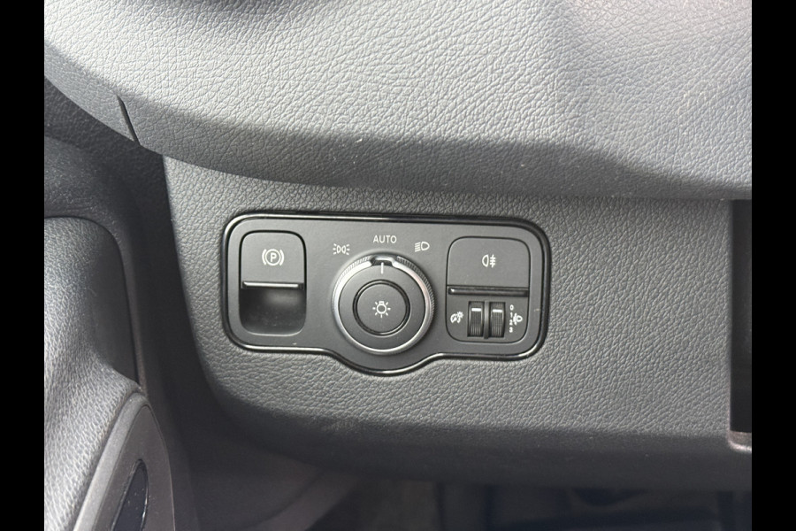 Mercedes-Benz eSprinter 312 55kWh L2H2 Elektrisch 168km WLTP 80kW Snelladen Climate Control Stoelverwarming Camera Laadkabels