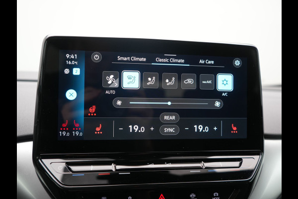 Volkswagen ID.4 Pro 77 kWh 204pk Dealer O.H | Trekhaak Af Fabriek | Adaptive Cruise | 360 Camera | Sportstoelen & Stuur Verwarmd | Sfeerverlichting | Apple Carplay | Blis | IQ Light | Virtual | Navigatie | DAB | 19"L.M |