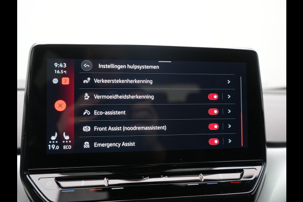 Volkswagen ID.4 Pro 77 kWh 204pk Dealer O.H | Trekhaak Af Fabriek | Adaptive Cruise | 360 Camera | Sportstoelen & Stuur Verwarmd | Sfeerverlichting | Apple Carplay | Blis | IQ Light | Virtual | Navigatie | DAB | 19"L.M |