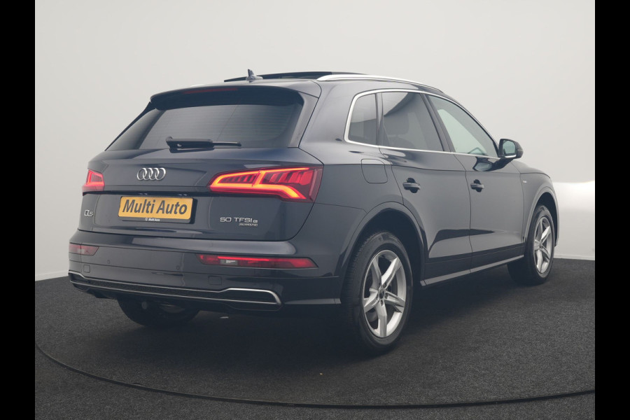 Audi Q5 50 TFSI e quattro Pro Line PHEV 300pk Dealer O.H | Trekhaak Afn. | Panodak | Sportstoelen Verwarmd | Cruise Control | Navigatie | DAB | Virtual | 18"L.M | Plug In Hybrid |