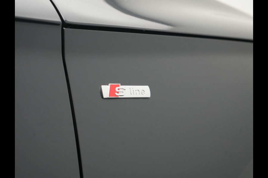 Audi Q5 50 TFSI e quattro Pro Line PHEV 300pk Dealer O.H | Trekhaak Afn. | Panodak | Sportstoelen Verwarmd | Cruise Control | Navigatie | DAB | Virtual | 18"L.M | Plug In Hybrid |