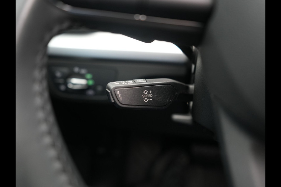 Audi Q5 50 TFSI e quattro Pro Line PHEV 300pk Dealer O.H | Trekhaak Afn. | Panodak | Sportstoelen Verwarmd | Cruise Control | Navigatie | DAB | Virtual | 18"L.M | Plug In Hybrid |