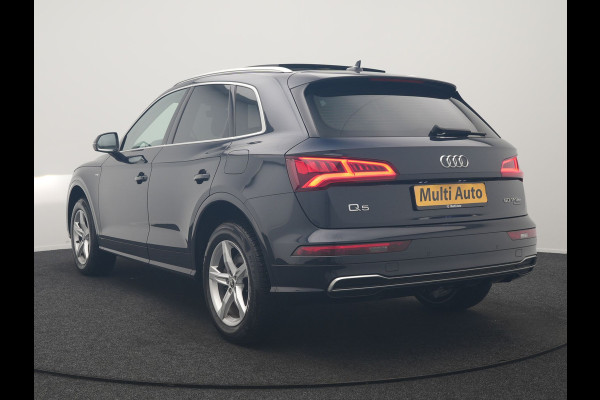 Audi Q5 50 TFSI e quattro Pro Line PHEV 300pk Dealer O.H | Trekhaak Afn. | Panodak | Sportstoelen Verwarmd | Cruise Control | Navigatie | DAB | Virtual | 18"L.M | Plug In Hybrid |