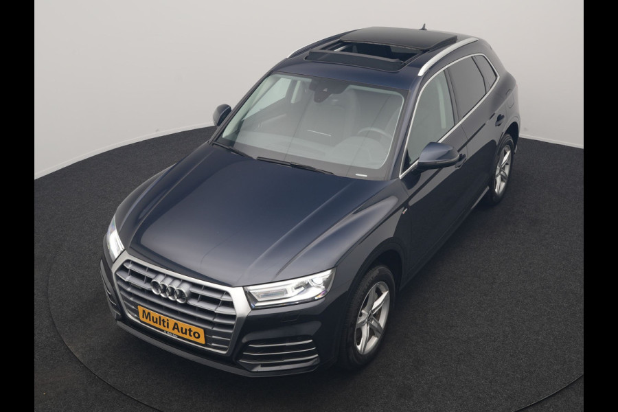 Audi Q5 50 TFSI e quattro Pro Line PHEV 300pk Dealer O.H | Trekhaak Afn. | Panodak | Sportstoelen Verwarmd | Cruise Control | Navigatie | DAB | Virtual | 18"L.M | Plug In Hybrid |