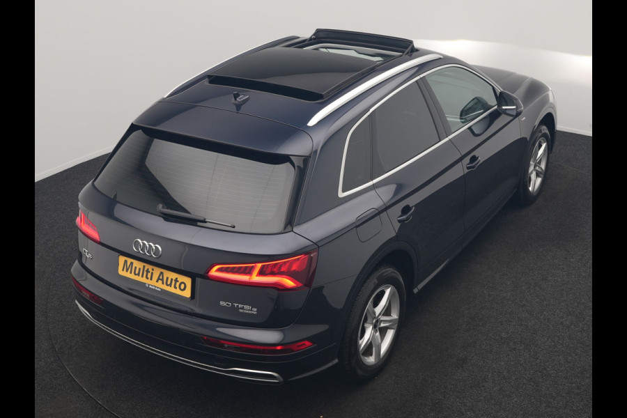 Audi Q5 50 TFSI e quattro Pro Line PHEV 300pk Dealer O.H | Trekhaak Afn. | Panodak | Sportstoelen Verwarmd | Cruise Control | Navigatie | DAB | Virtual | 18"L.M | Plug In Hybrid |
