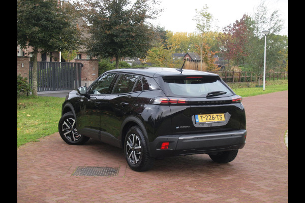 Peugeot e-2008 EV Active 54 kWh | Nieuw Model | SOH 94% | Warmtepomp | Apple Carplay | Dealeronderhouden | NL-Auto |