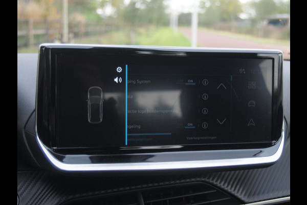 Peugeot e-2008 EV Active 54 kWh | Nieuw Model | SOH 94% | Warmtepomp | Apple Carplay | Dealeronderhouden | NL-Auto |