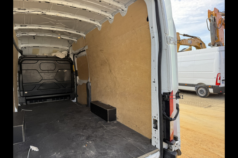Ford E-Transit 68kWh 184PK L4H3 316km WLTP 94,7% (SOH) BEV Snelladen Carplay Climate control Parkeersensoren v+a Stoelverwarming