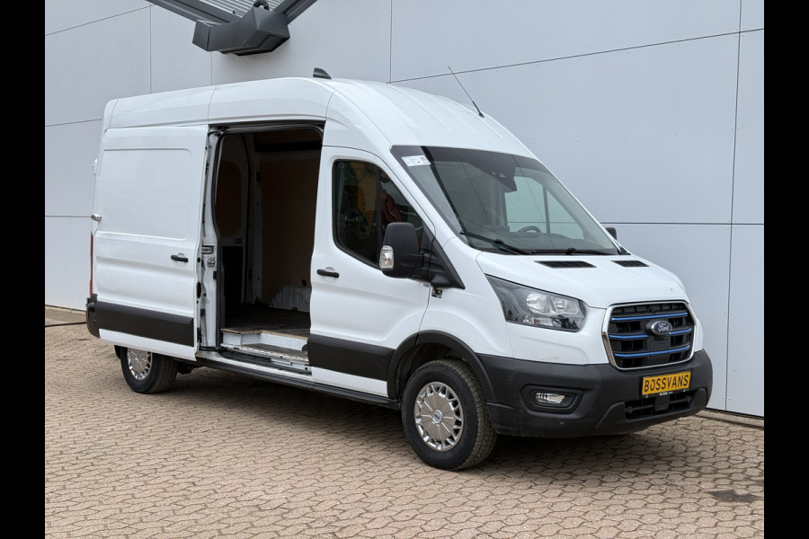 Ford E-Transit 68kWh 184PK L3H3 317km WLTP 96,8% (SOH) BEV Snelladen Cruise control Climate control Carplay Parkeersensoren