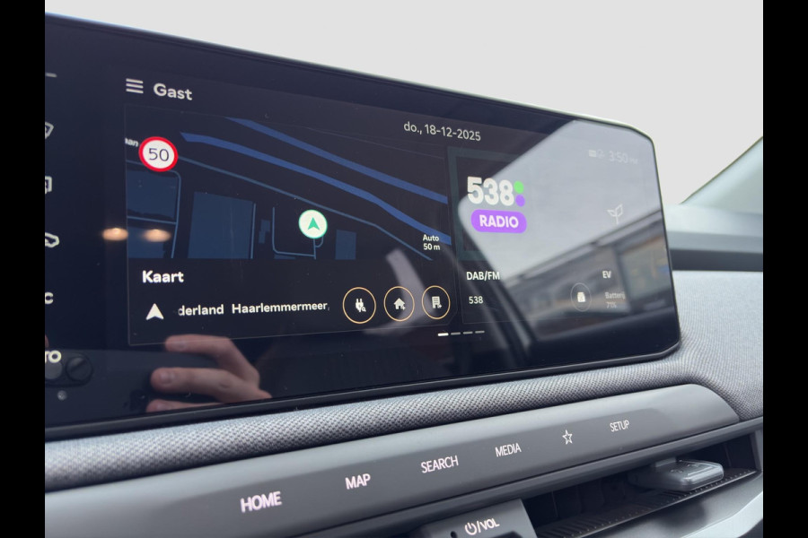 Kia EV3 Plus 81.4 kWh Automaat | Stoel & Stuurverwarming | Camera | Sensoren | Cruise |