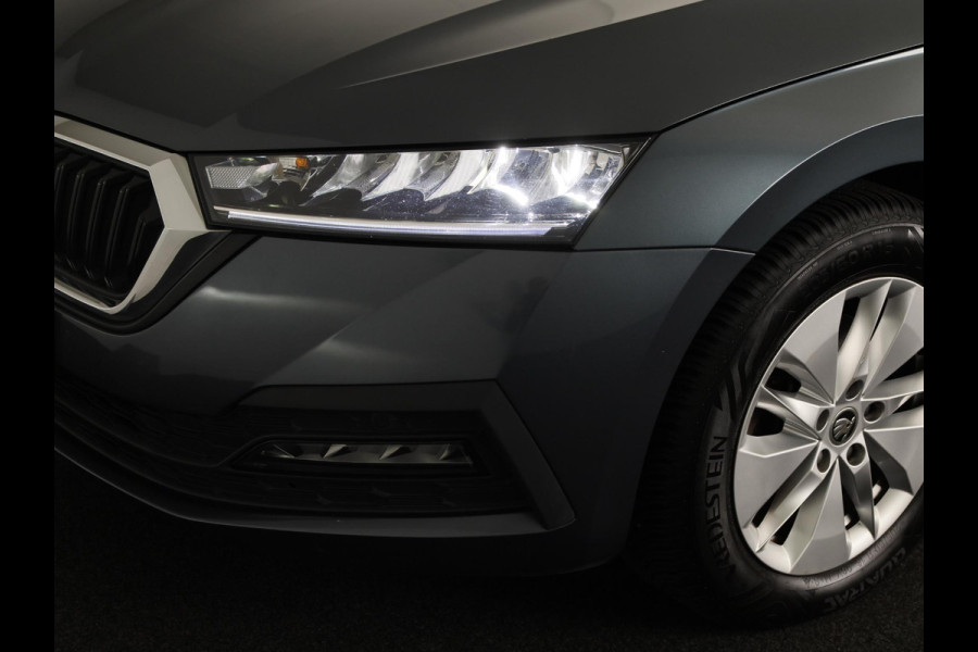 Škoda Octavia Combi 1.0 TSI Business Edition 110pk | Airco automatisch |Apple Carplay/Android Auto | Cruise control | LED koplampen | Lichtmetalen velgen 16" | Navigatiesysteem full ma