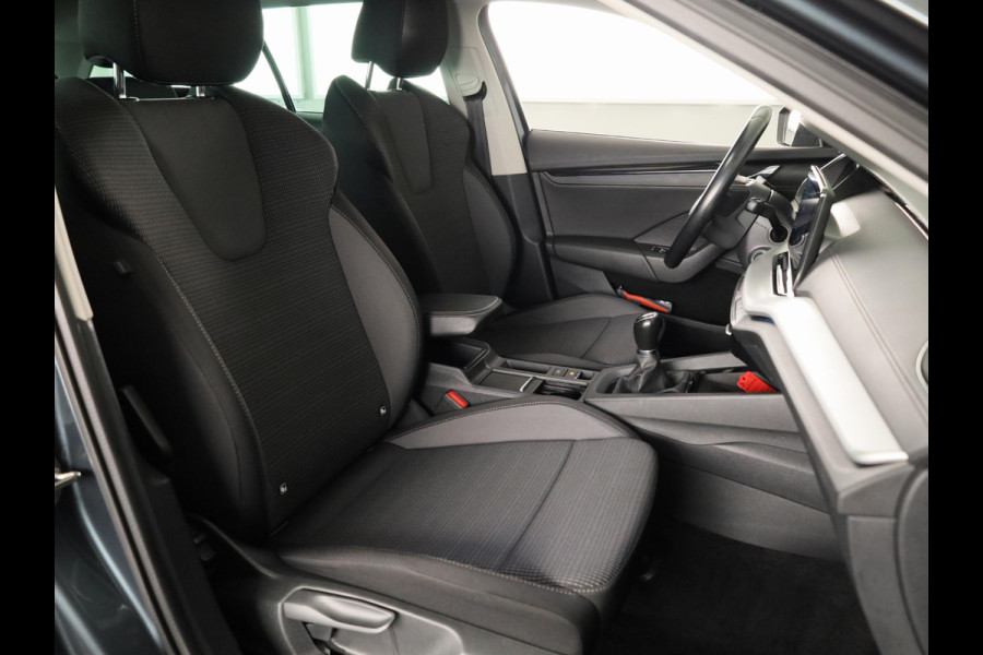Škoda Octavia Combi 1.0 TSI Business Edition 110pk | Airco automatisch |Apple Carplay/Android Auto | Cruise control | LED koplampen | Lichtmetalen velgen 16" | Navigatiesysteem full ma