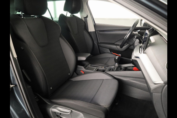 Škoda Octavia Combi 1.0 TSI Business Edition 110pk | Airco automatisch |Apple Carplay/Android Auto | Cruise control | LED koplampen | Lichtmetalen velgen 16" | Navigatiesysteem full ma