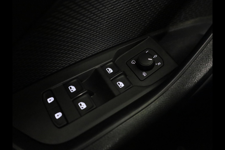 Škoda Octavia Combi 1.0 TSI Business Edition 110pk | Airco automatisch |Apple Carplay/Android Auto | Cruise control | LED koplampen | Lichtmetalen velgen 16" | Navigatiesysteem full ma