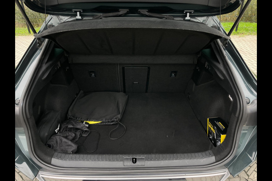 CUPRA Formentor 1.4 e-Hybrid Business | CarPlay | Stoel-/ stuurverwarming | Dealer onderhouden