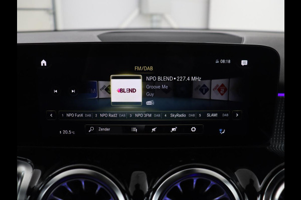 Mercedes-Benz EQB 250 Business Line 67 kWh | SOH 91,1% | Half leder | Cruise control | Stoelverwarming | Camera | Park assist | Sfeerverlichting | Elektrische achterklep