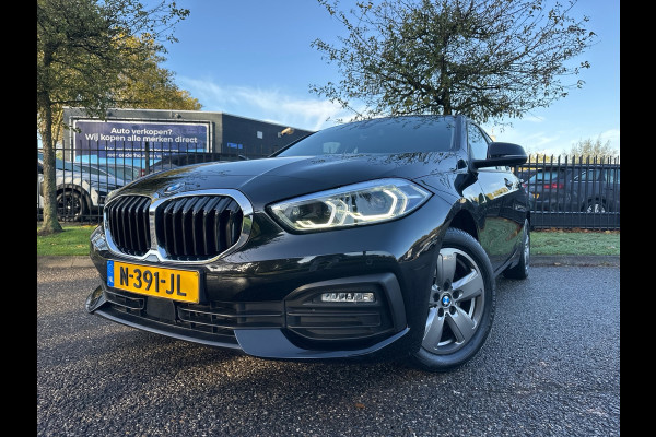 BMW 1-serie 118i Business Edit Automaat Clima Navi 33.094 KM NL-Auto